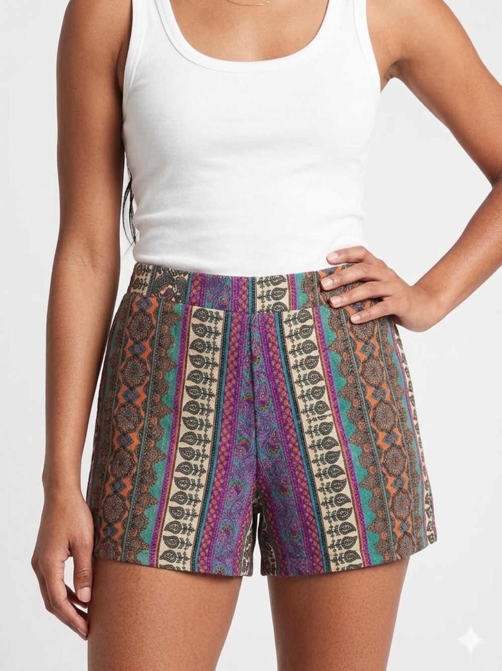 Uncle Frank Boho Paisley Pattern Shorts Size Small 4” Inseam Style 45021